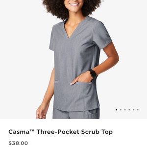 FIGS Casma 3 pocket scrub top